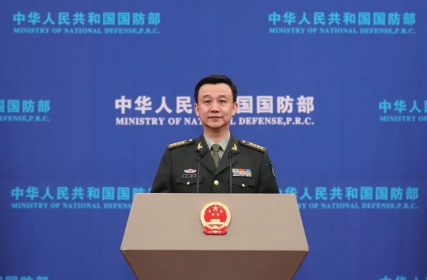 대미 성명을 발표하는 우첸 중국 국방부 대변인 / 사진=중국 국방부 위챗