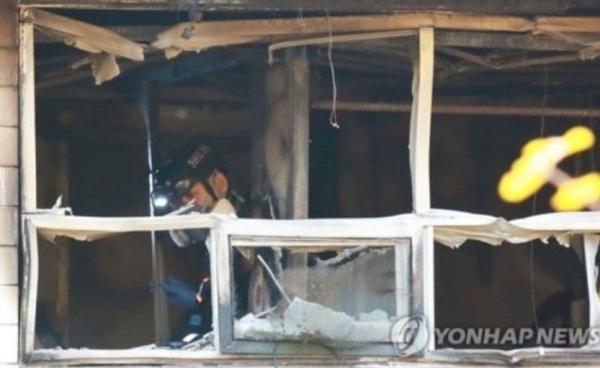 2018년 11월 종로고시원 화재 당시 불탄 내부 모습. / 사진=연합뉴스