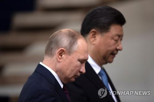 시진핑 중국 국가주석(오른쪽)과 블라디미르 푸틴 러시아 대통령 / 사진=연합뉴스